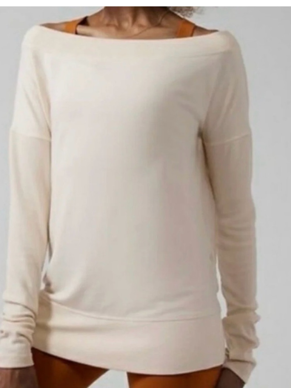 Athleta Women's Cream Sweatshirt Medium